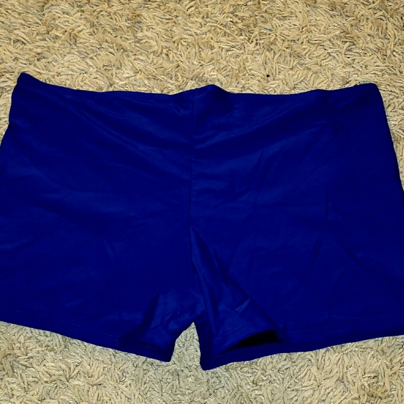 *Plus Size* Blue and White Tankini bathingsuits/swimsuits - Picture 4 of 8